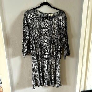 Soft - Joie 3/4 sleeve elastic waist mini dress w/ ruffle at the bottom